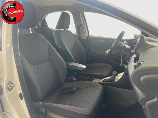 TOYOTA Yaris 1.5 Hybrid 5 porte Business
