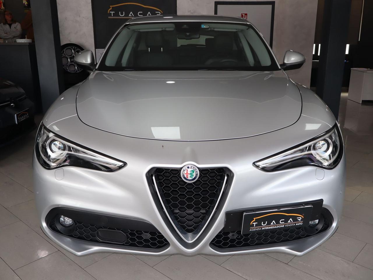 Alfa Romeo Stelvio Executive 2.2 #10872