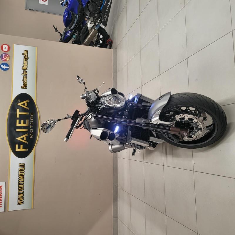 Yamaha VMAX - 2017