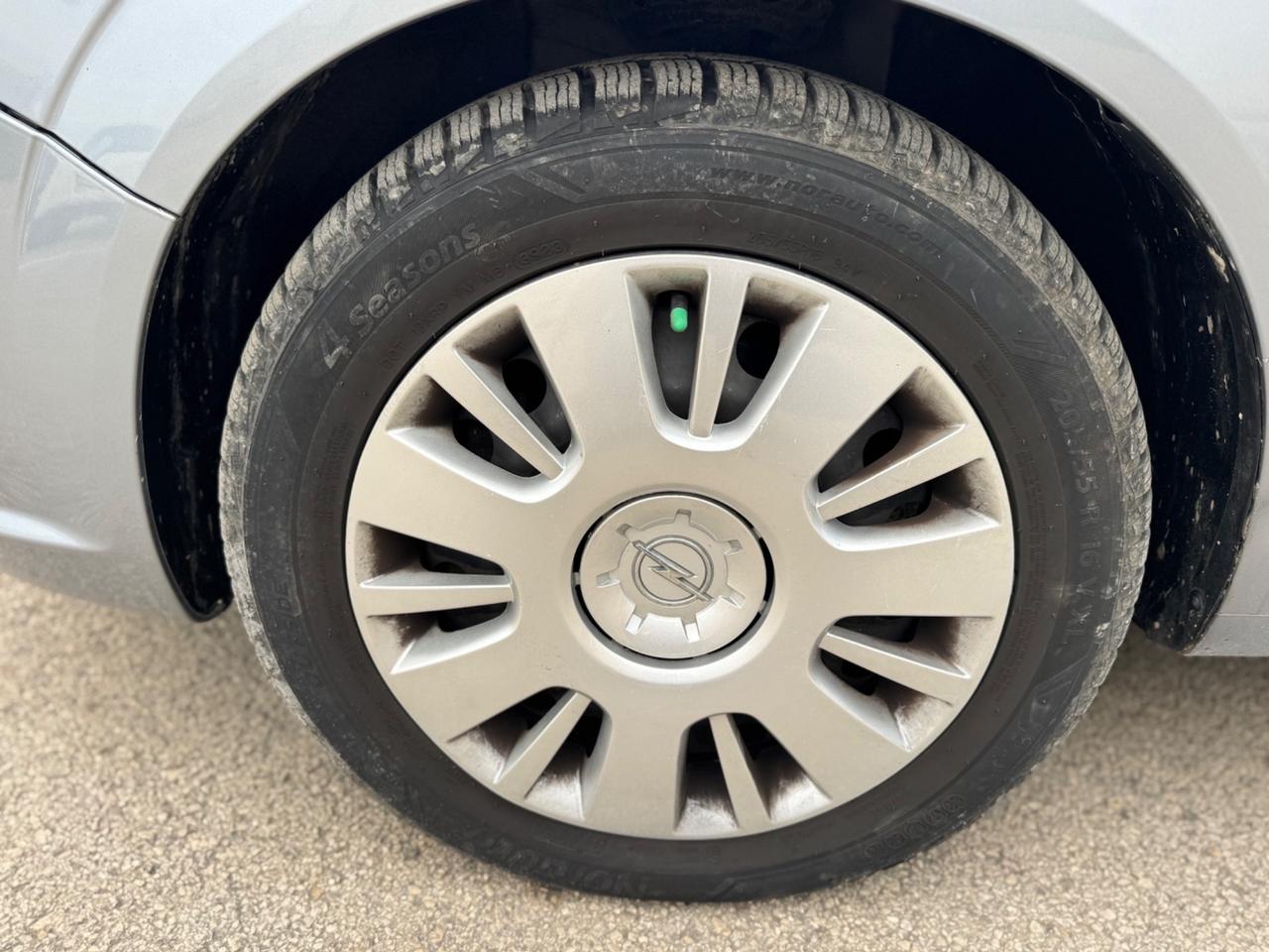 Opel Zafira 1.6 16V ecoM 94CV Cosmo