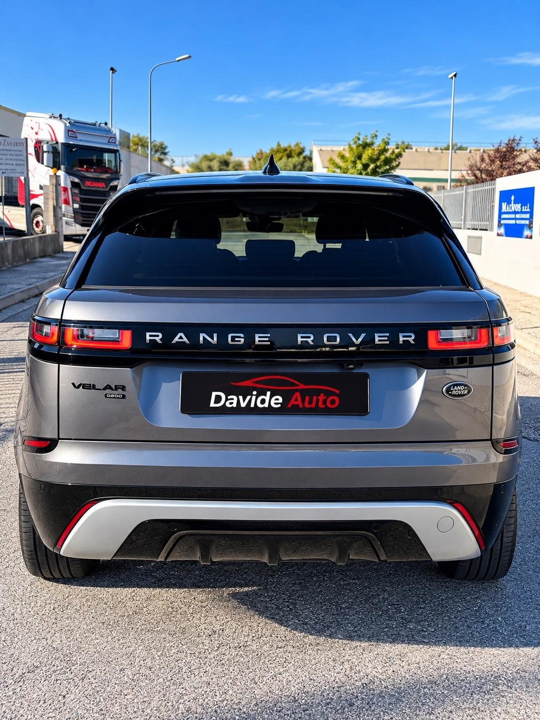 Land Rover Range Velar 2.0D I4 240 CV R-Dynamic