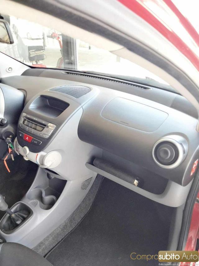 TOYOTA Aygo 1.0 12V VVT-i 3 porte Sol
