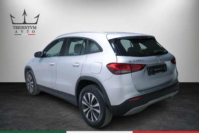 Mercedes-Benz GLA 200 d Business auto