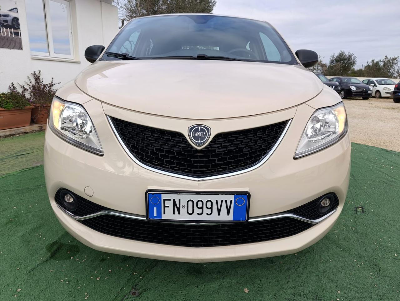 Lancia Ypsilon 1.2 69 CV 5 porte GPL Ecochic Silver - 2018