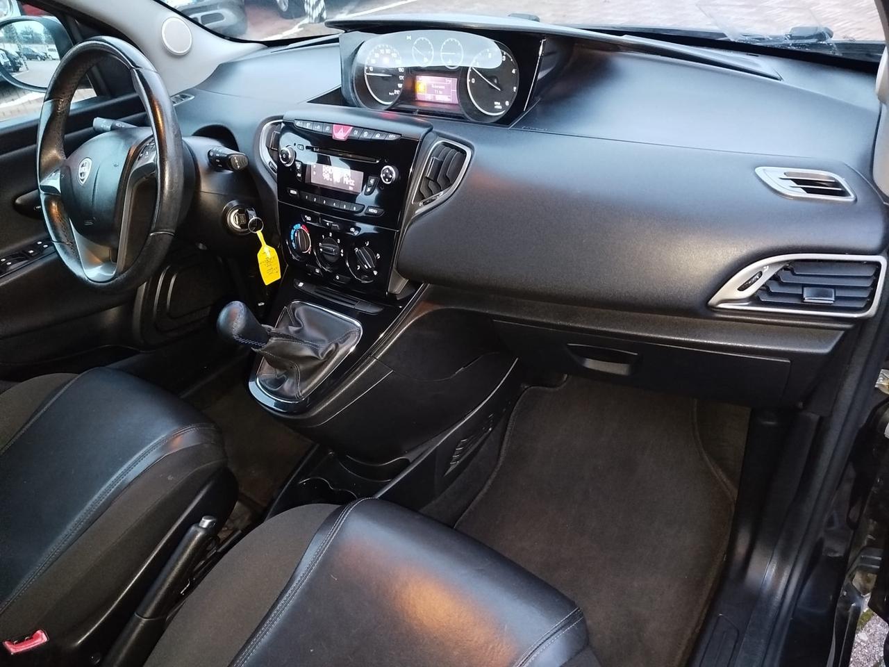 Lancia Ypsilon 1.3 DIESEL MULTIJET 95 CV PLATINUM