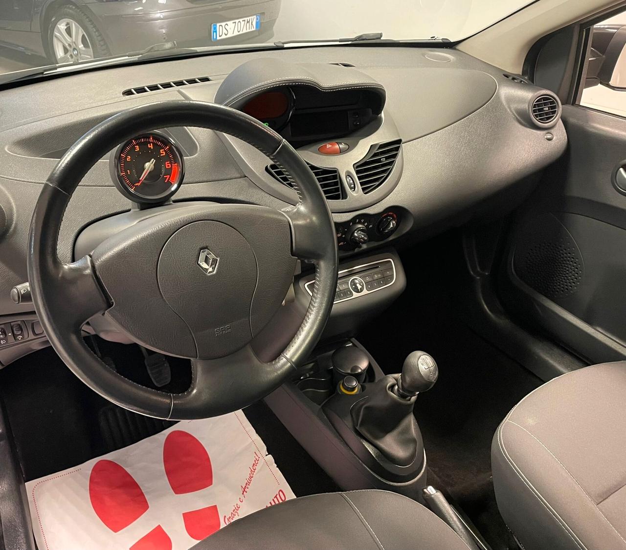 RENAULT TWINGO 1.2-OK NEOPATENTATI-TETTO PANORAMICO