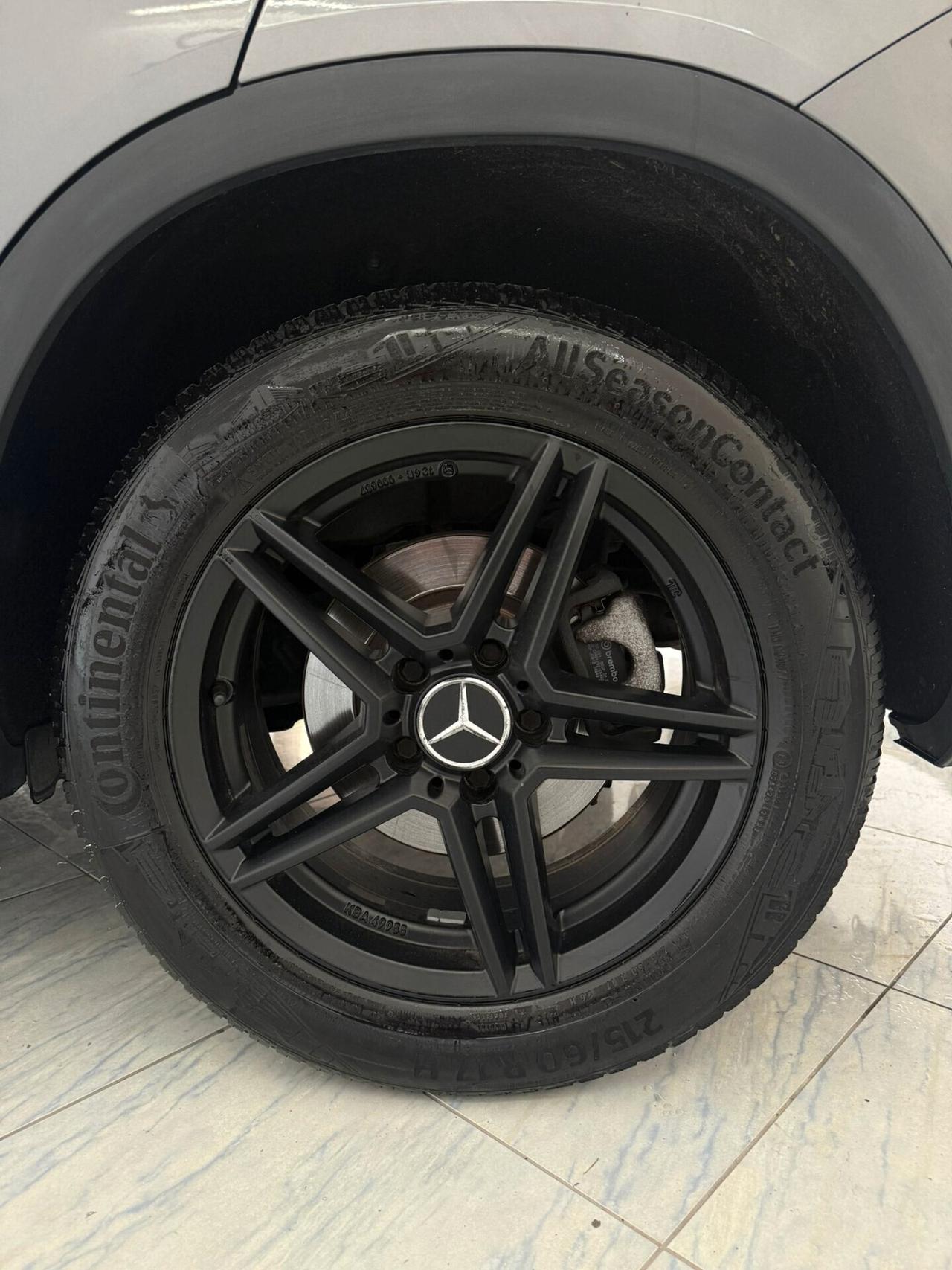 Mercedes-benz GLA 200 d Premium AMG