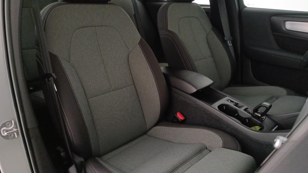 VOLVO XC40 1.5 t4 recharge phev Core auto