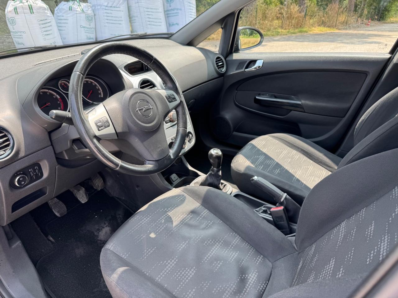 Opel Corsa 1.2 5 porte One