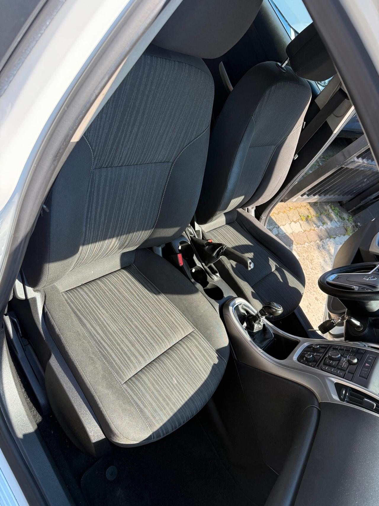 Opel Astra 1.7 CDTI 110CV 5 porte Cosmo