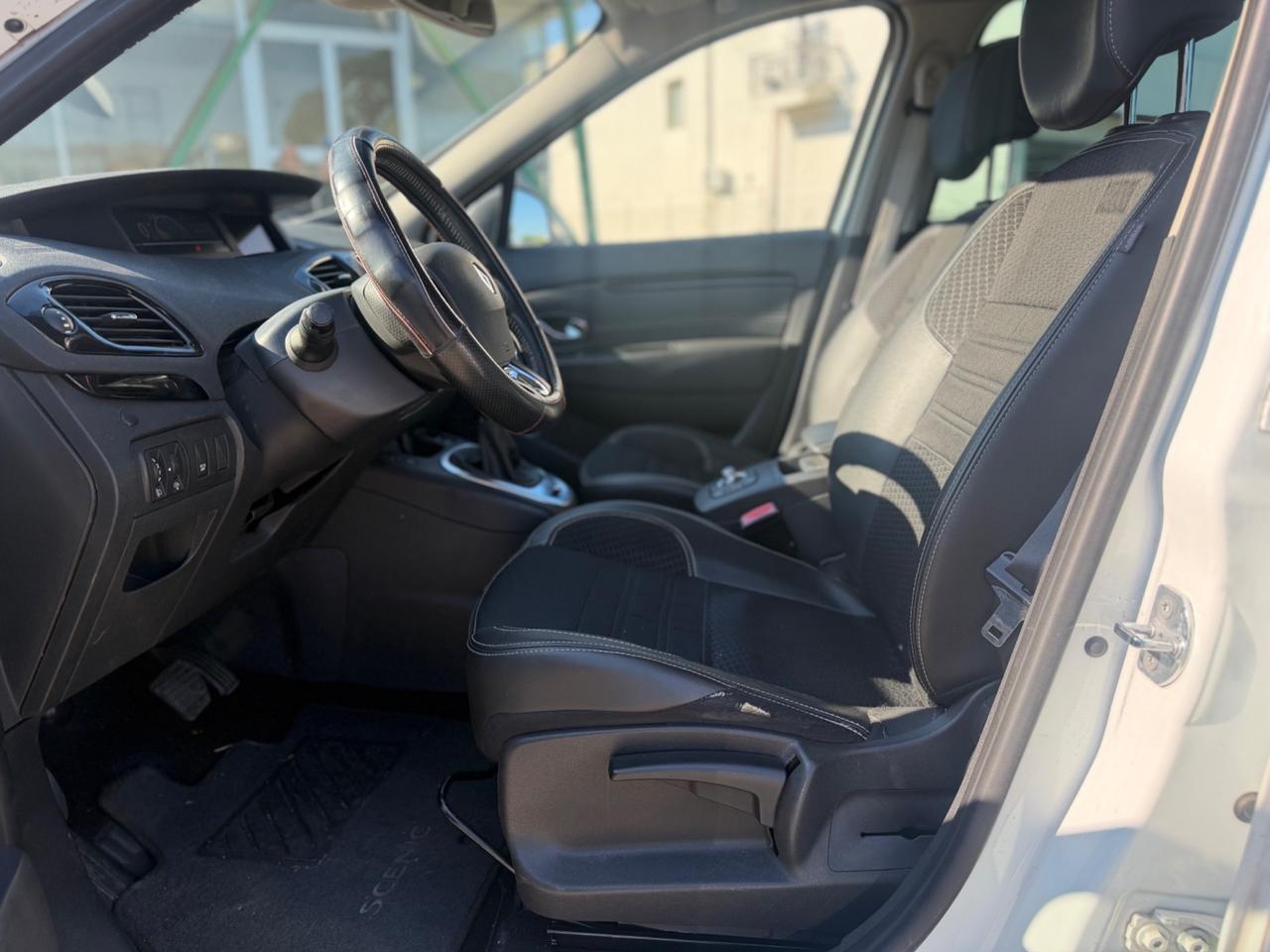 Renault Scénic dCi 110 CV EDC Bose 7 Posti