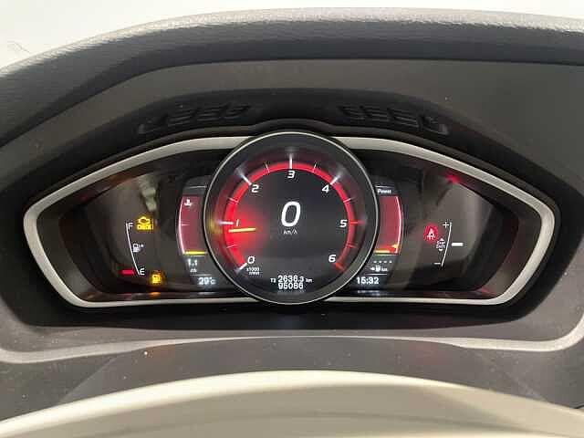 Volvo V40 2.0D 120CV Business Plus - IVA ESPOSTA