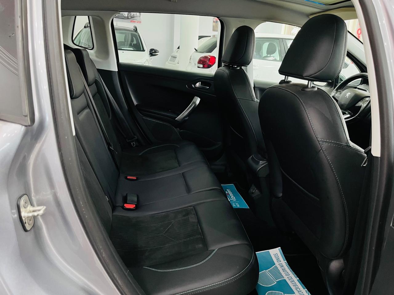 Peugeot 2008 1.6 HDi 120cv CROSSWAY 2018