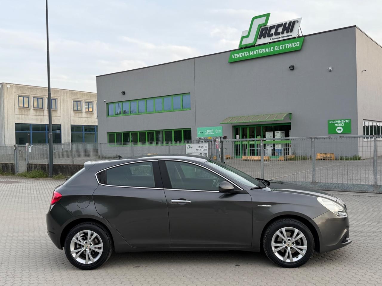 Alfa Romeo Giulietta 1.6 JTDm-2 105 CV Distinctivej