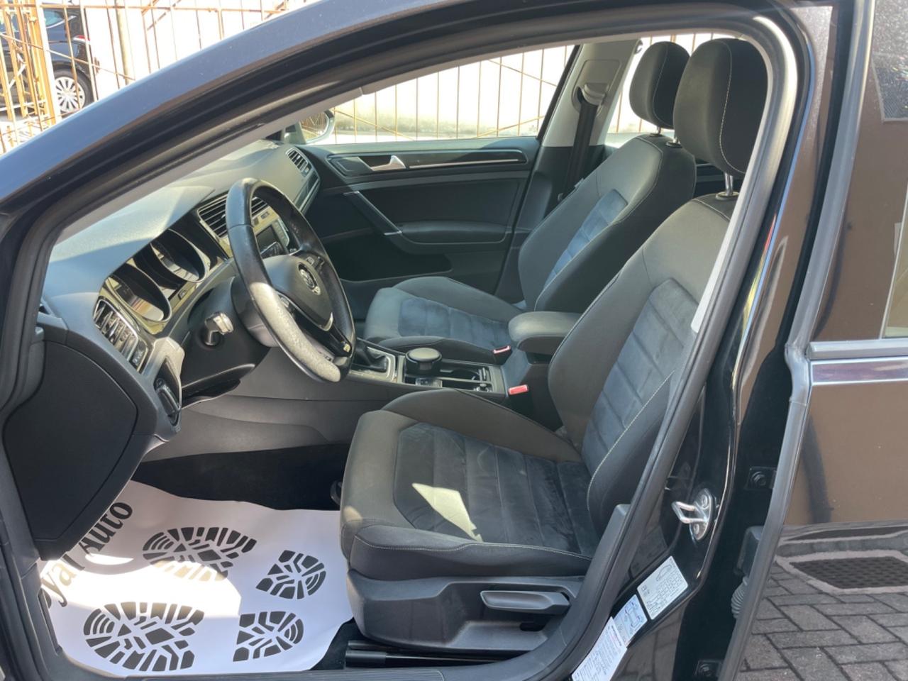 Volkswagen Golf 2.0 TDI DSG Perfetta