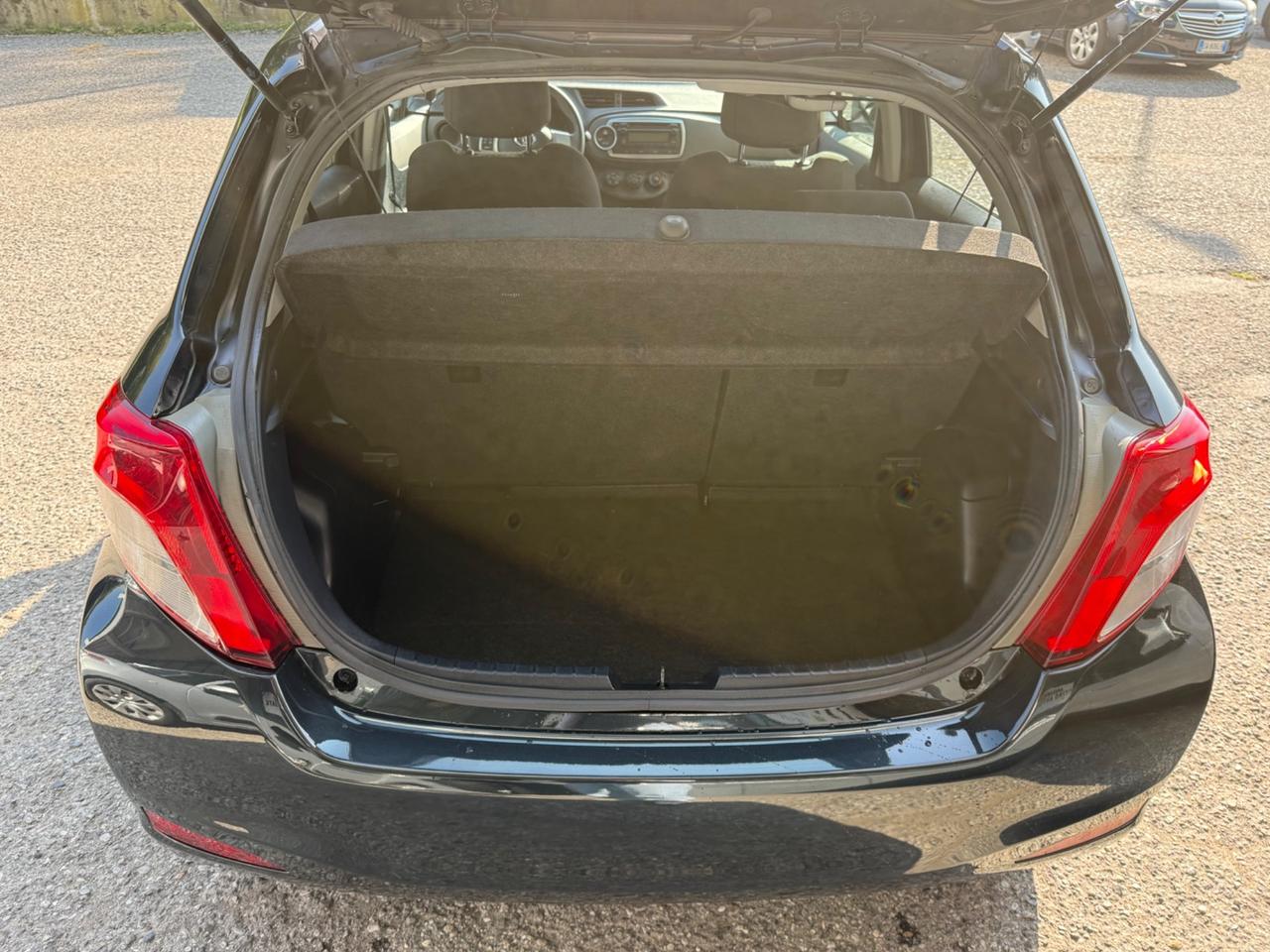 Toyota Yaris 1.0 5 porte Lounge