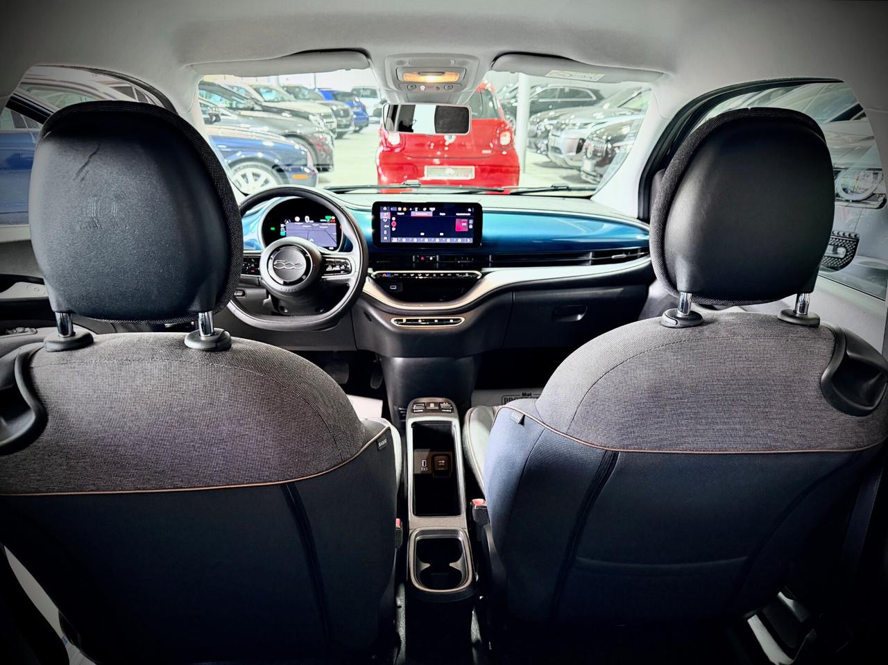 Fiat 500e Berlina 42 kWh Icon