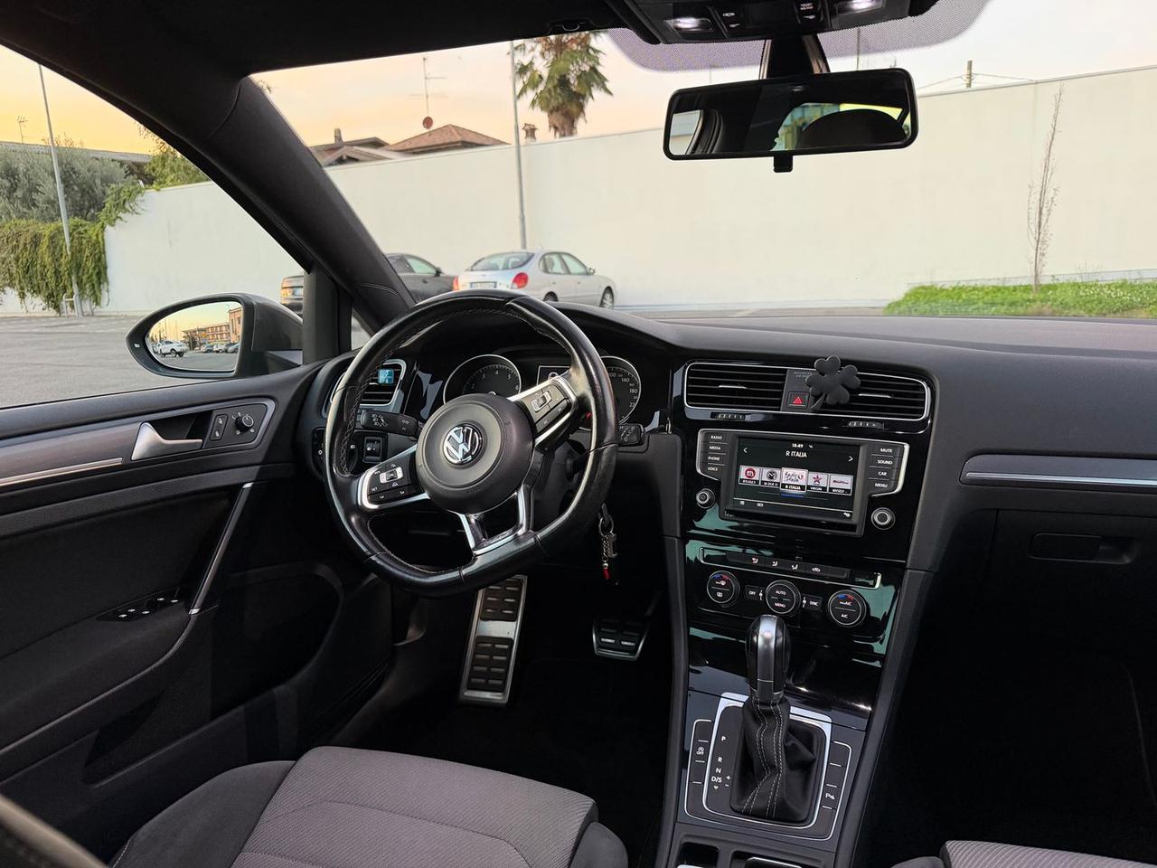 Volkswagen Golf 1.4 TSI BlueMotion R-Line #50735