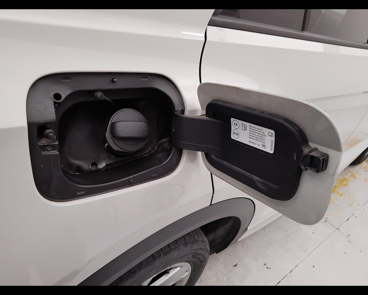 VOLKSWAGEN T-Roc I 2022 - T-Roc 1.0 tsi R-Line 110cv