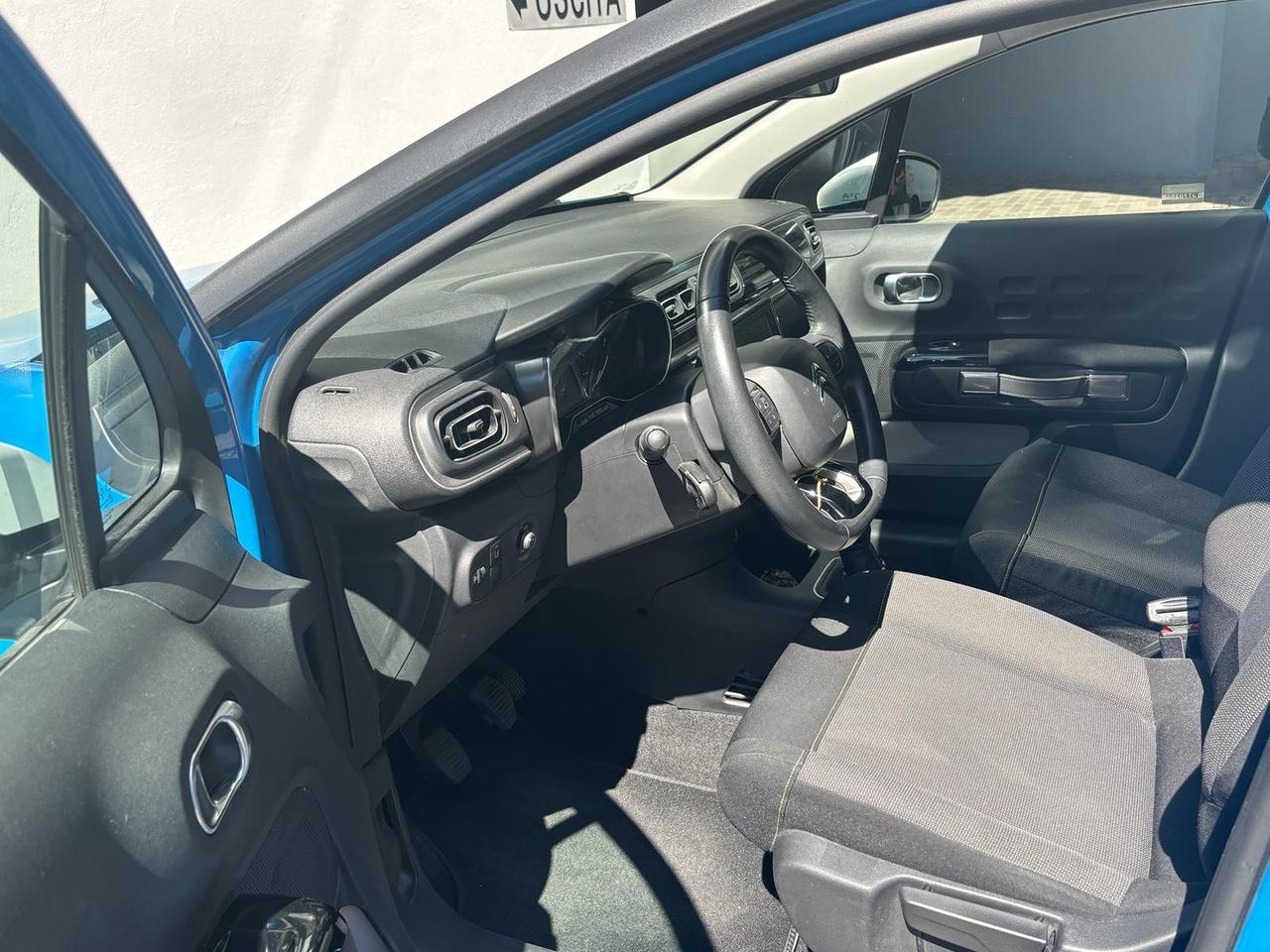 Citroen C3 1.2 puretech shine s&s 83cv neopatentati my18