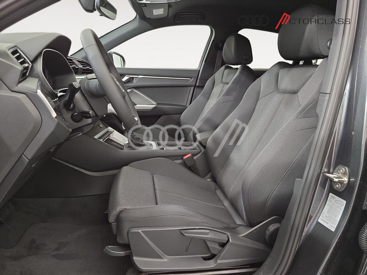 Audi Q3 sportback 35 2.0 tdi identity black s tronic