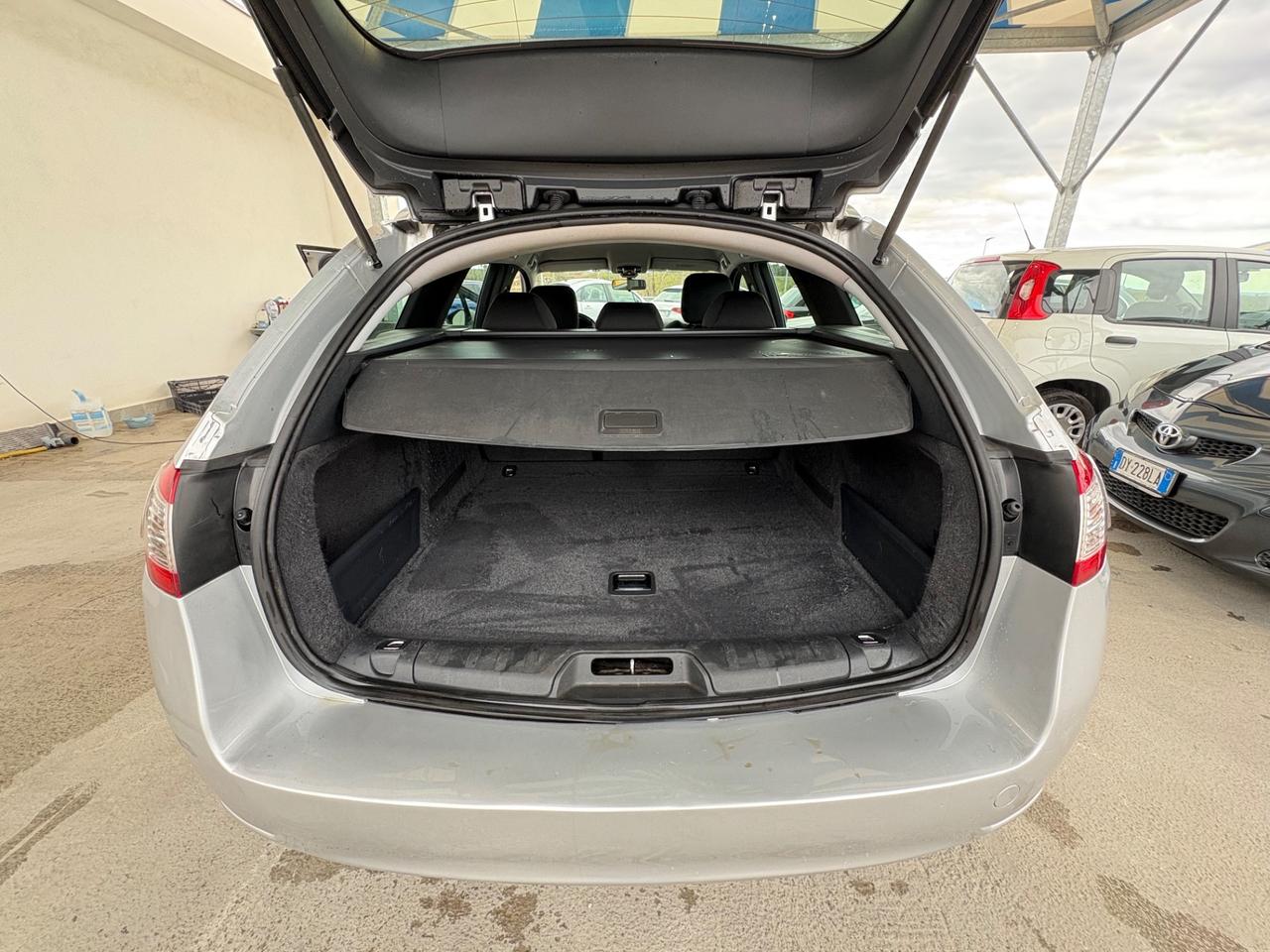 Peugeot 508 1.6 HDi 115CV SW Access