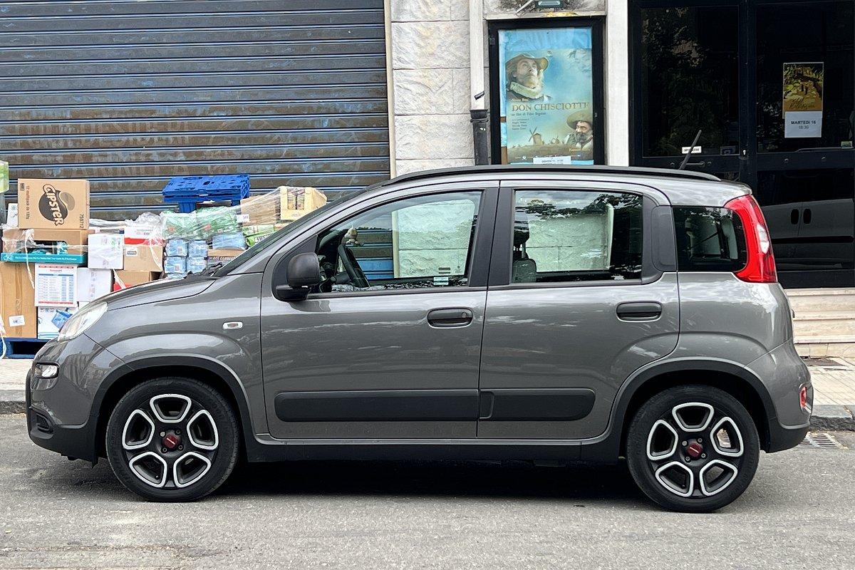 FIAT Panda 1.0 FireFly S&S Hybrid City Cross