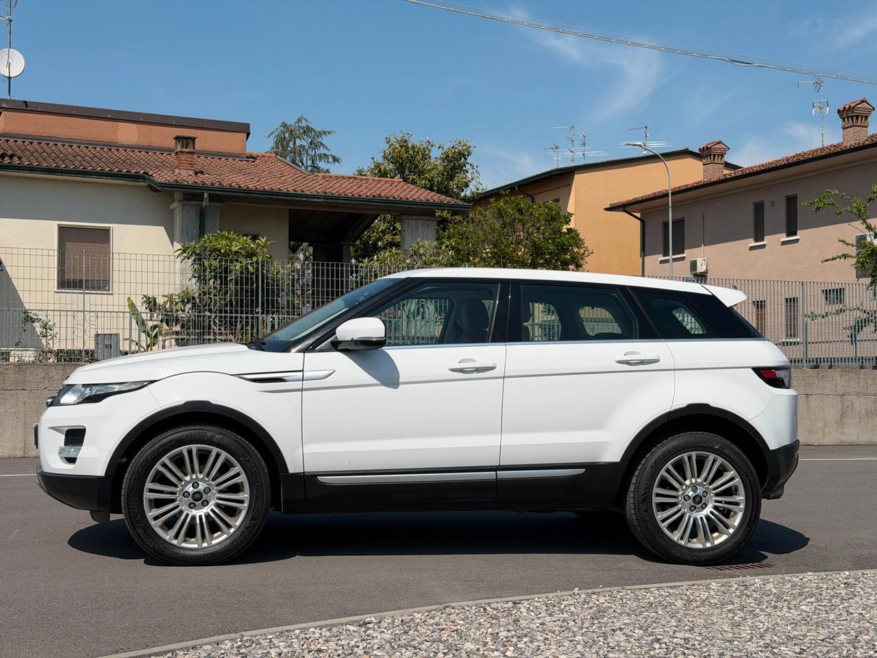 Land Rover Range Evoque 2.2 Sd4 5p. Dynamic +IVA