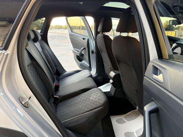 VOLKSWAGEN Taigo 1.0 TSI 110 CV DSG R-Line TETTO APR/PAN