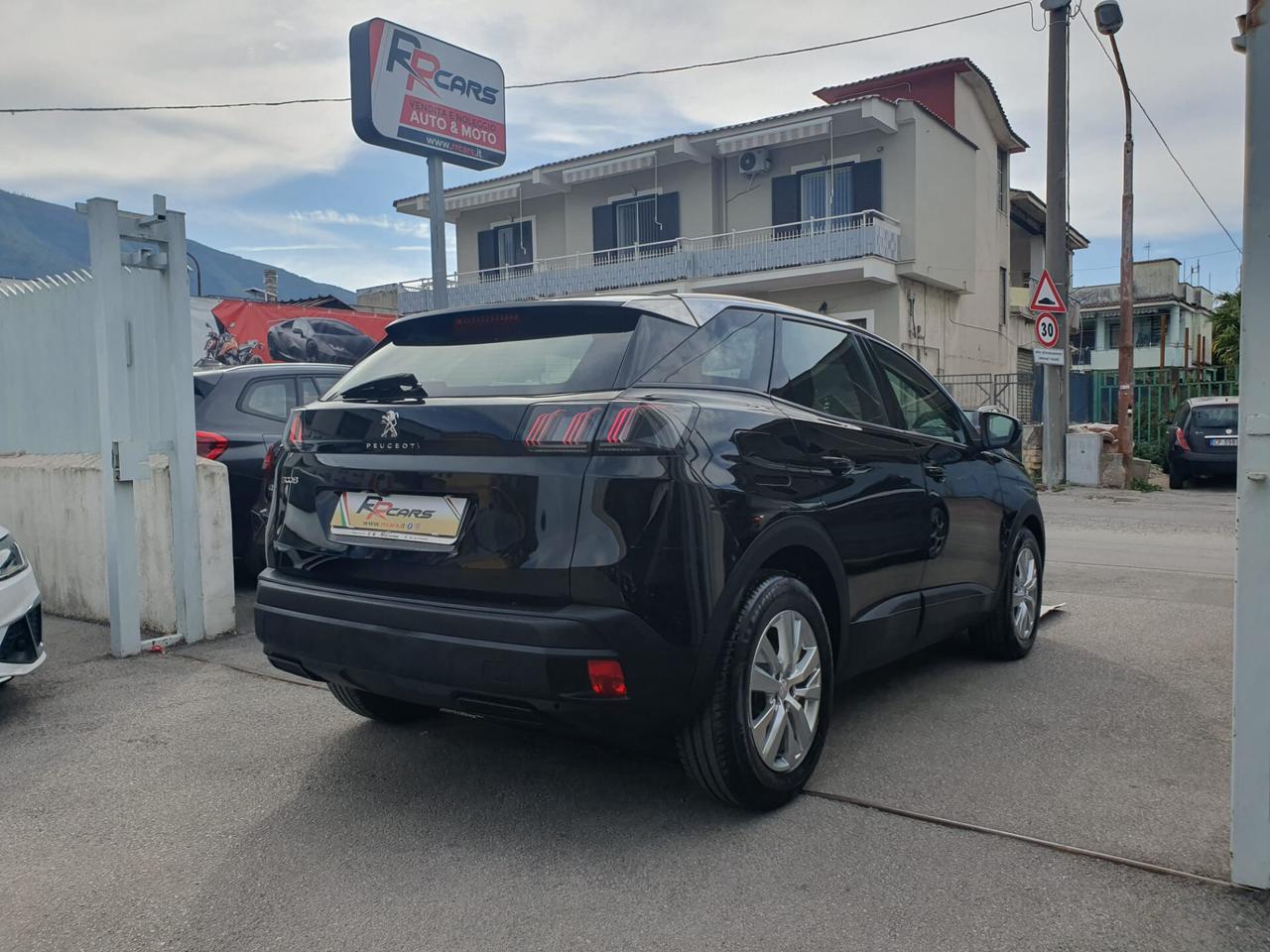 Peugeot 3008 BlueHDi 130 S&S EAT8 Allure