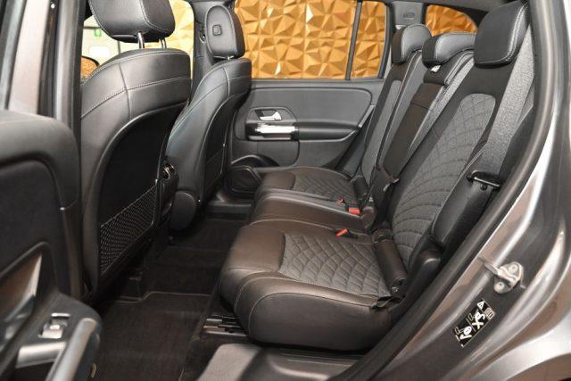 MERCEDES-BENZ GLB 200 AUTOMATIC SPORT 163CV NAVI LED 18"CAM GANCIO FULL!