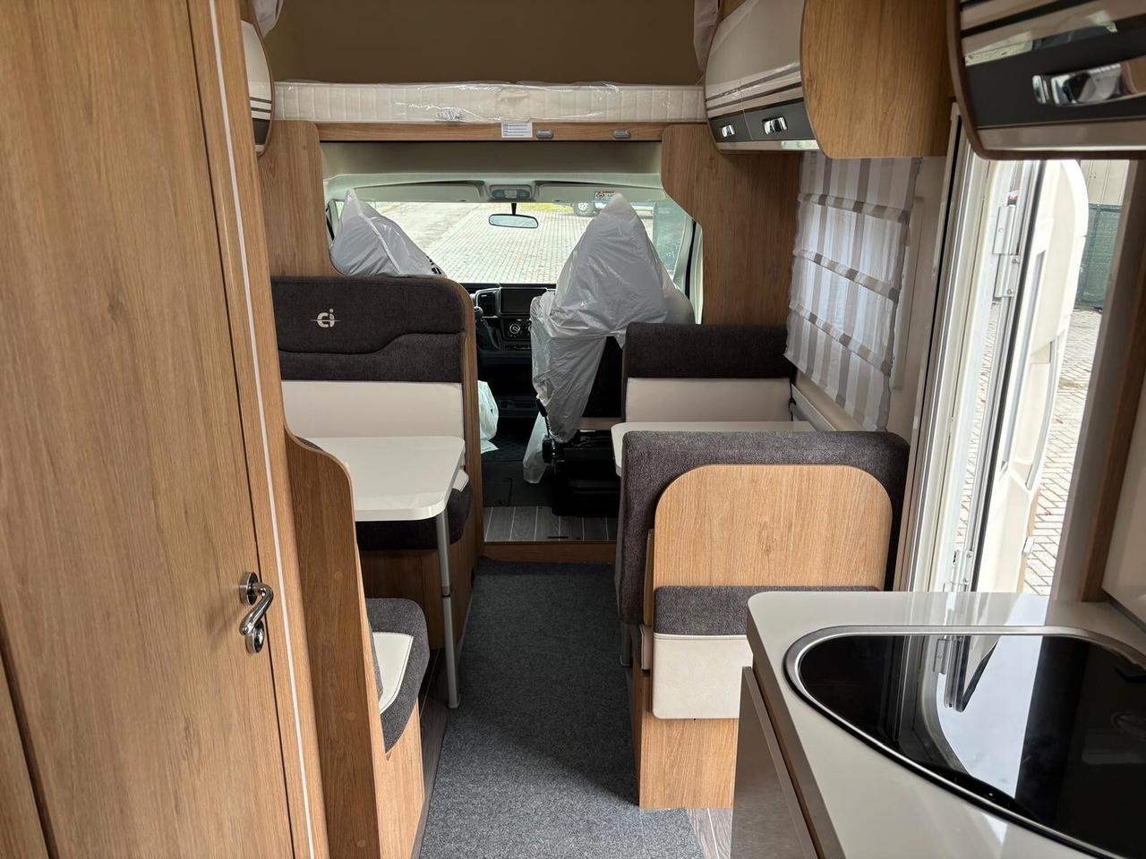 Ci International Horon 77 camper