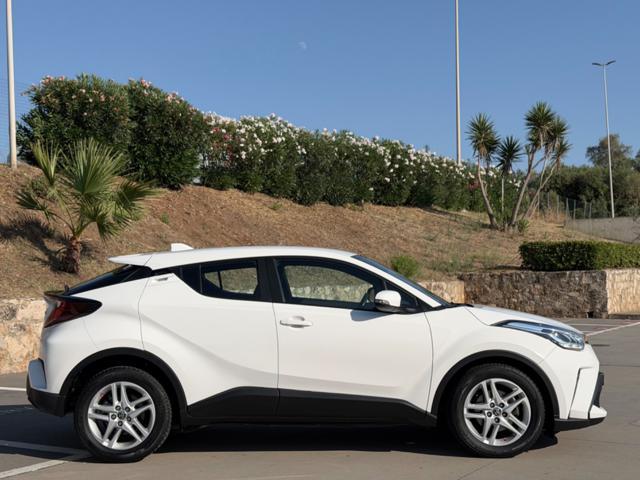 TOYOTA C-HR 1.8 HYBRID E-CVT+NAVI+RCAM+SED.RISCALD.LED