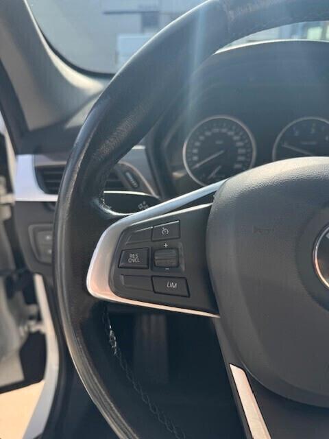 Bmw X1 sDrive18d xLine autom- 2017