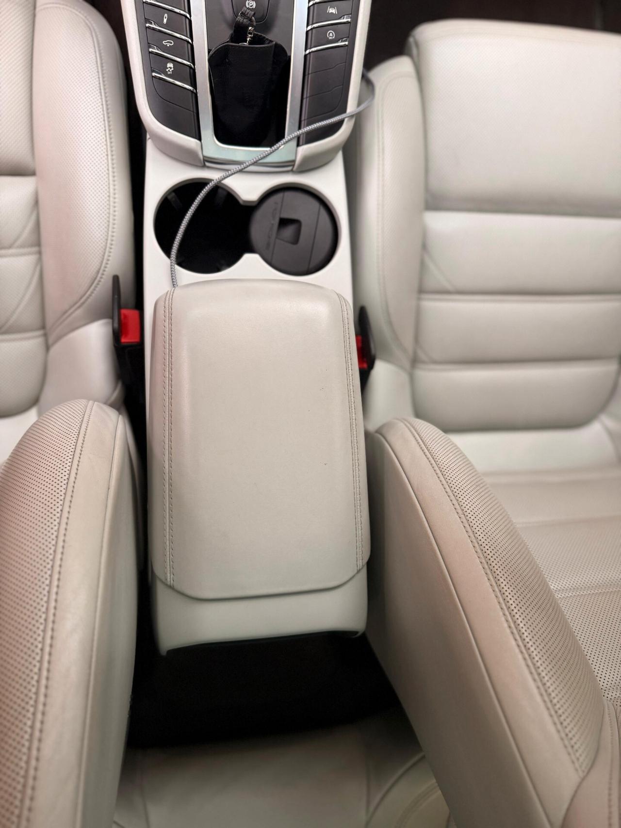 Porsche Macan 3.6 Turbo TETTO PANORAMICO
