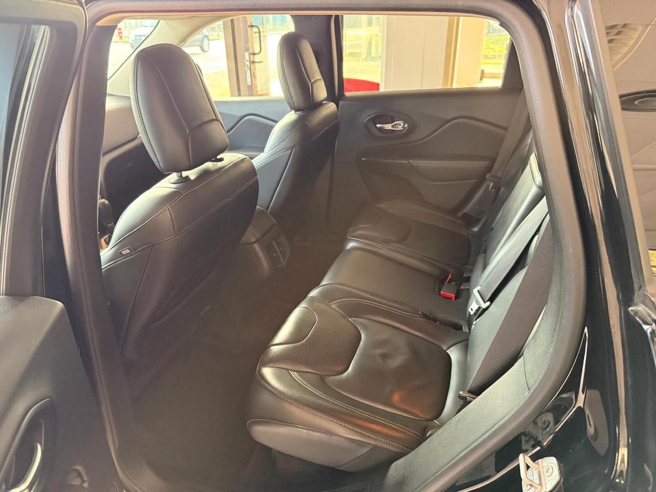 Jeep Cherokee 2.2 Mjt II 4WD Active Drive I Night Eagle