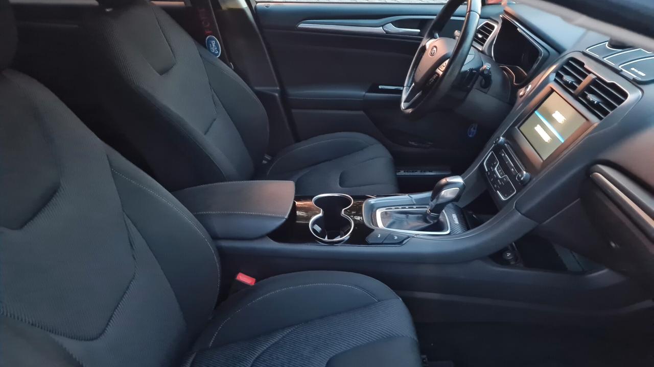 Ford Mondeo 2.0 TDCi 150 CV S&S Powershift Station Wagon Titanium