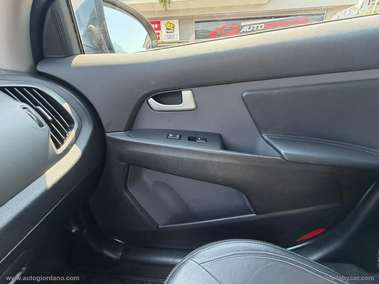 KIA Sportage 2.0 CRDI AWD Cool GANCIO TRAINO - 4X4