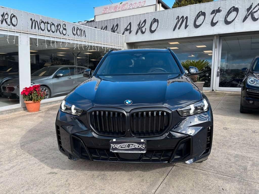 Bmw X5 M xDrive30d 2024 / solo 40.000 KM IVA ESPOSTA Tua a soli 749 Euro al mese