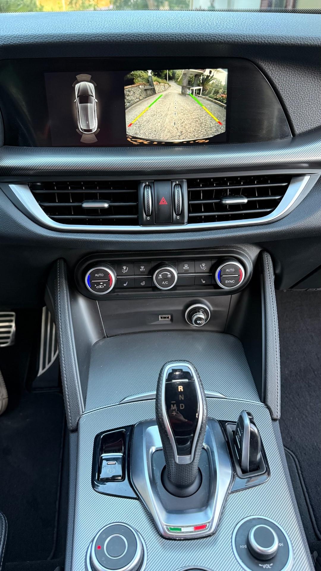Alfa Romeo Stelvio 2.2 Turbodiesel 210 CV AT8 Q4 Veloce