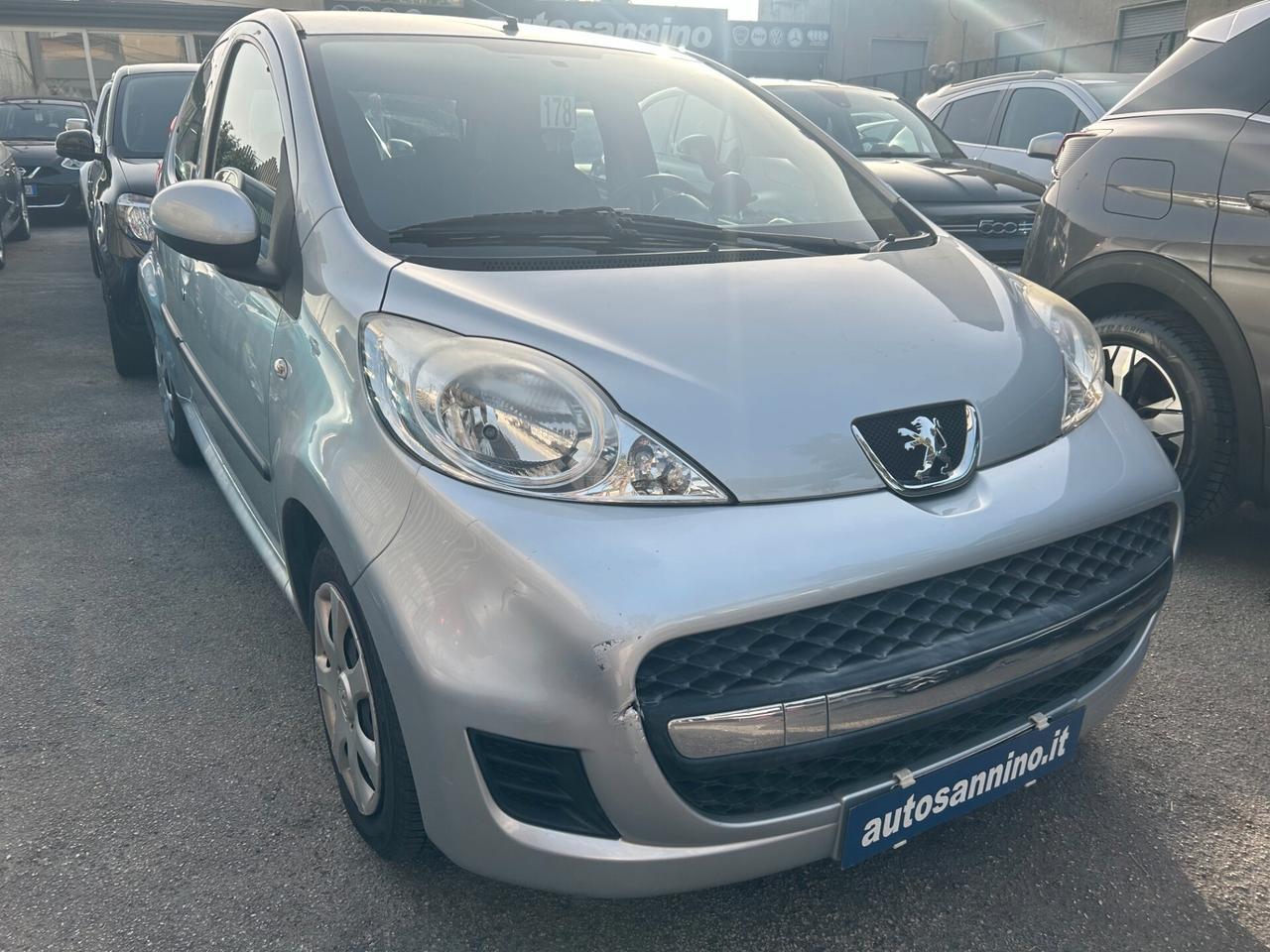 Peugeot 107 1.0 68CV 5p. Allure