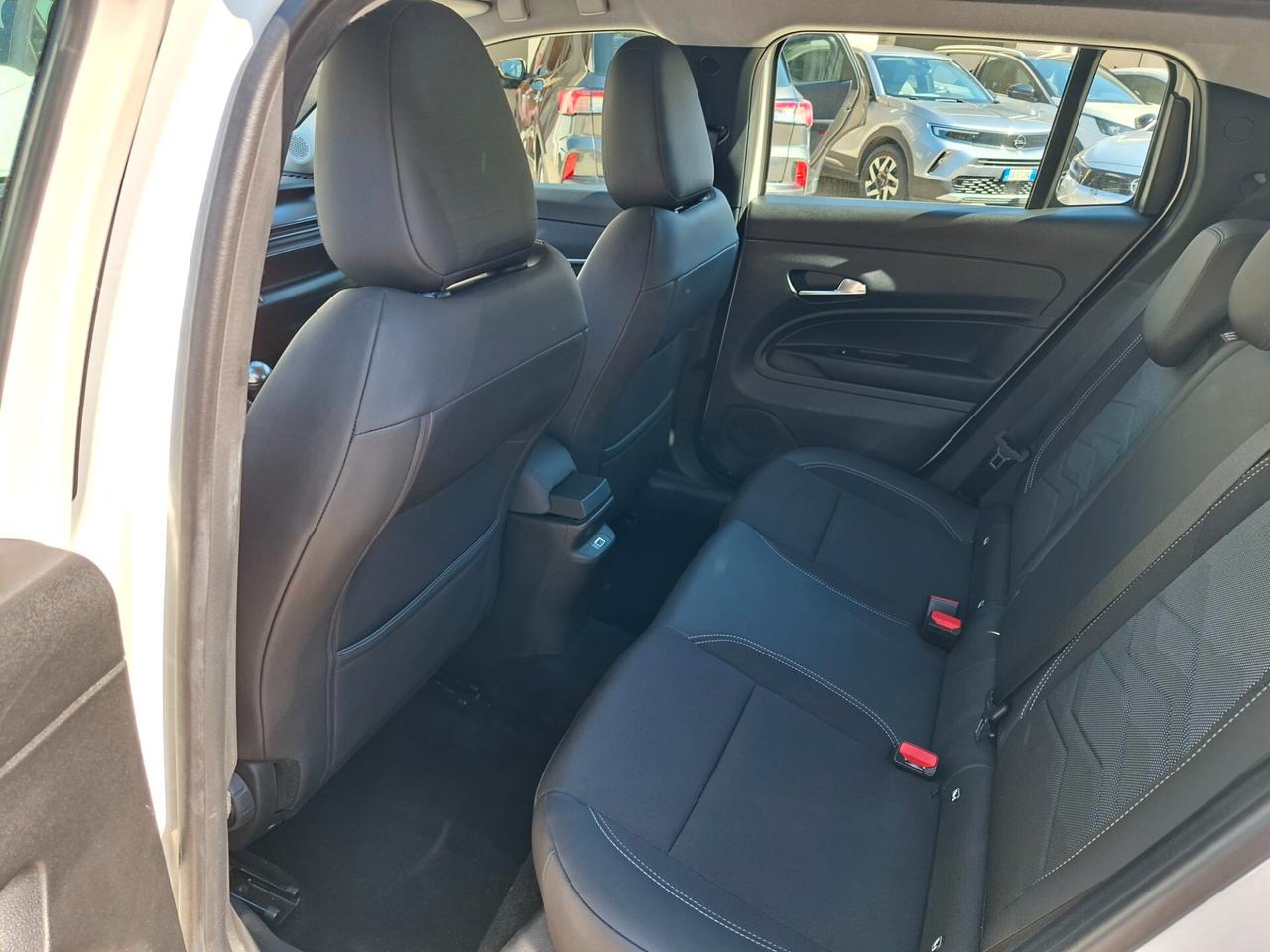 Jeep Avenger 1.2 Turbo 100 CV Altitude