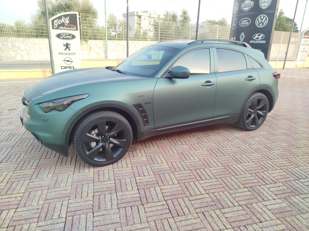 Infiniti QX70 3.0 diesel V6 AT S Premium