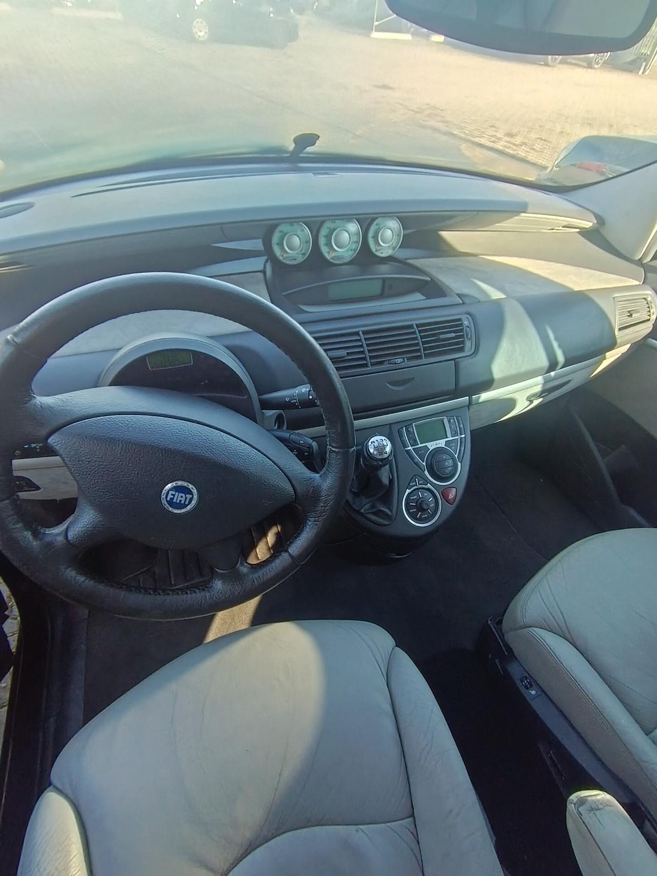 Fiat Ulysse 2.2 JTD Emotion