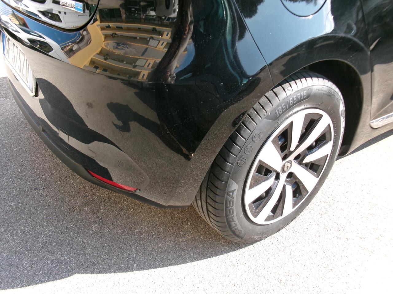 Renault Clio 1.6 E-TECH HYBRID/BENZINA AUTOMATICA