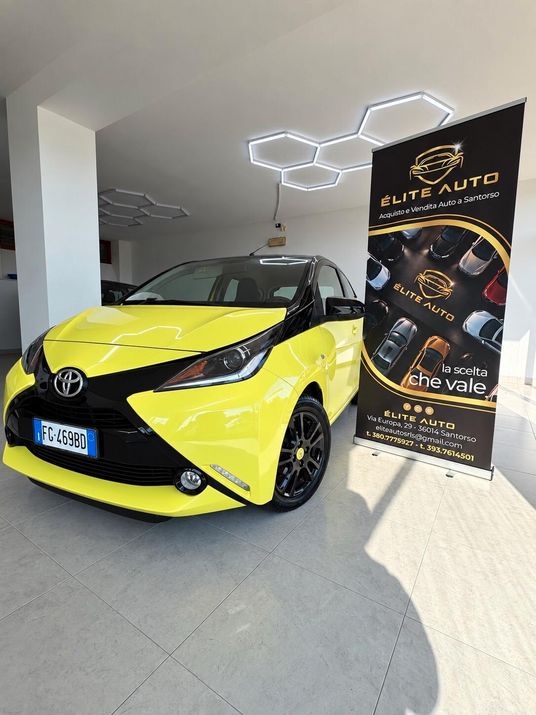 Toyota Aygo 1.0 VVT-i 69 CV 5 porte x-cite