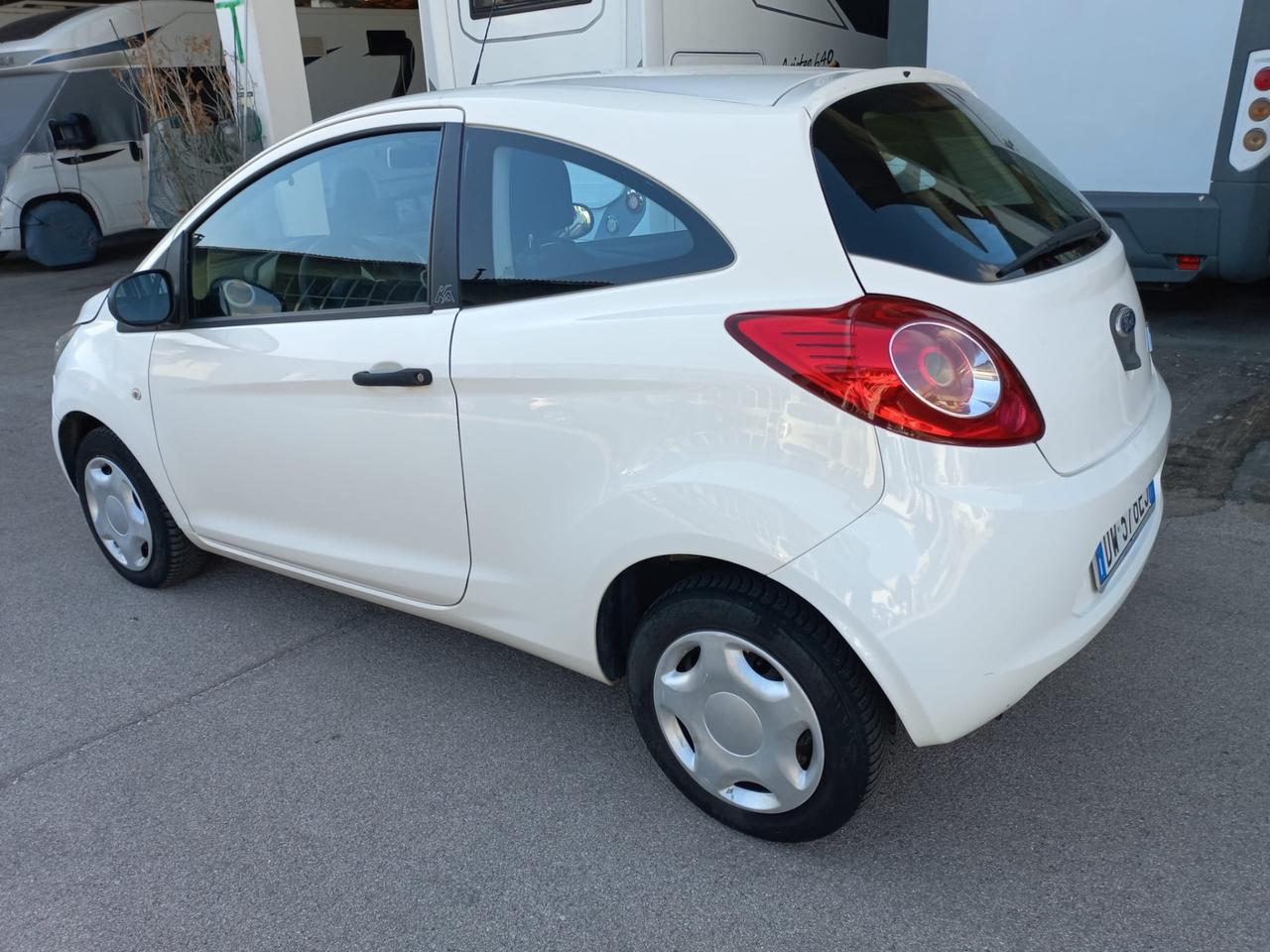 Ford Ka Ka+ 1.2 8V 69CV Titanium