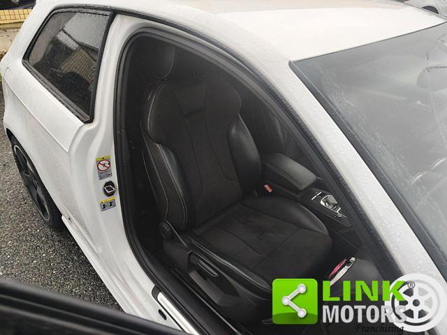 AUDI A3 1.8 TFSI quattro S tronic S-LINE
