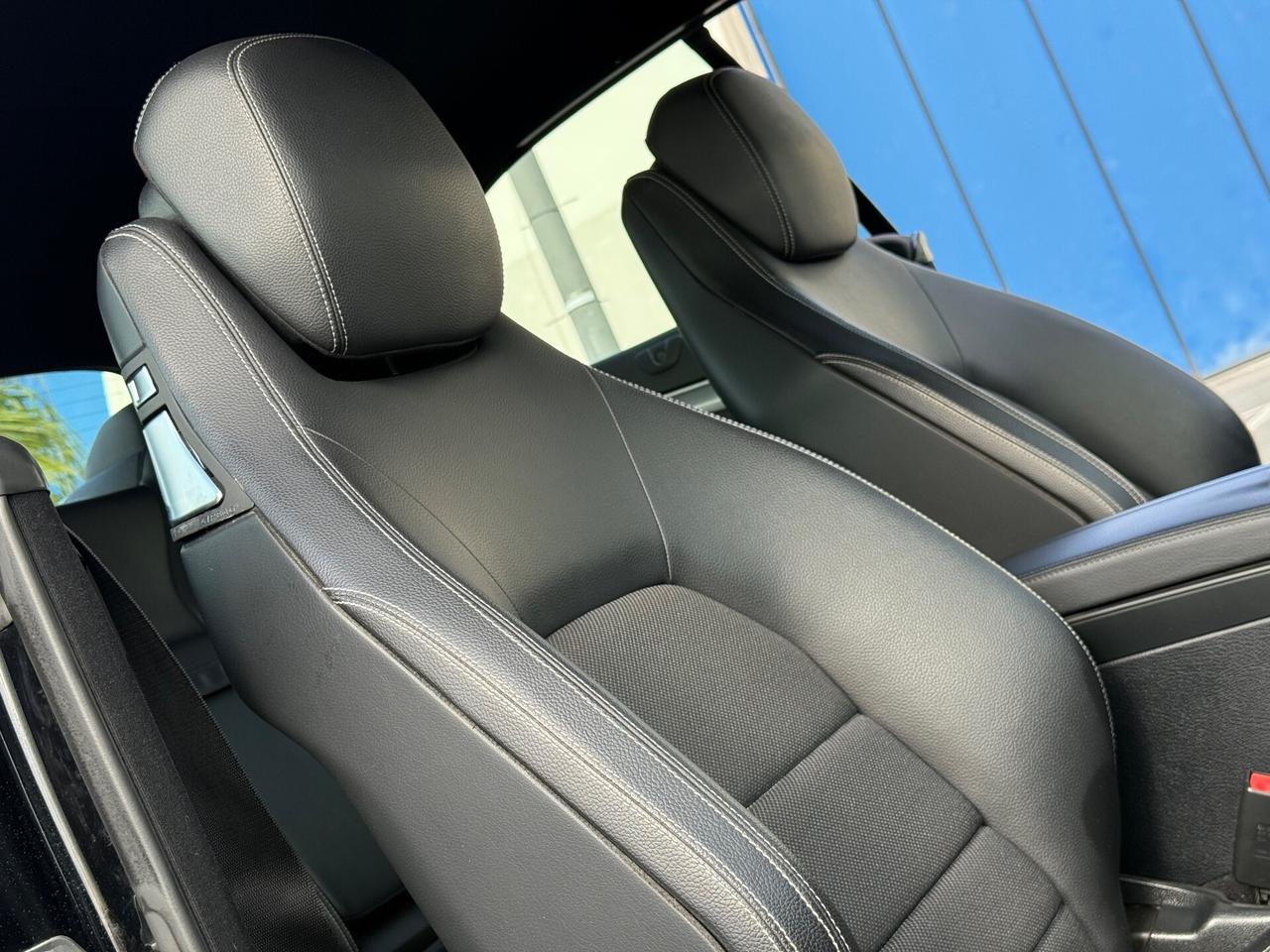 Mercedes-benz E 220 Cabrio-NAVI-AUTOMATICO-PERMUTABILE-.