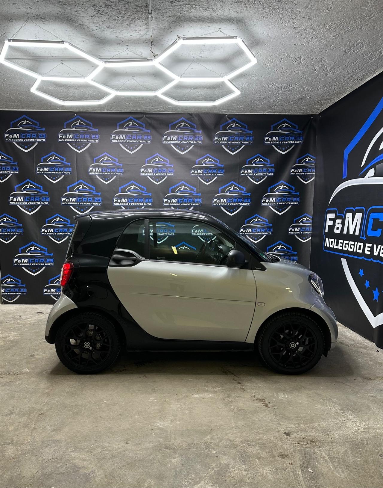 Smart 453 35.000 km garanzia 12 mesi